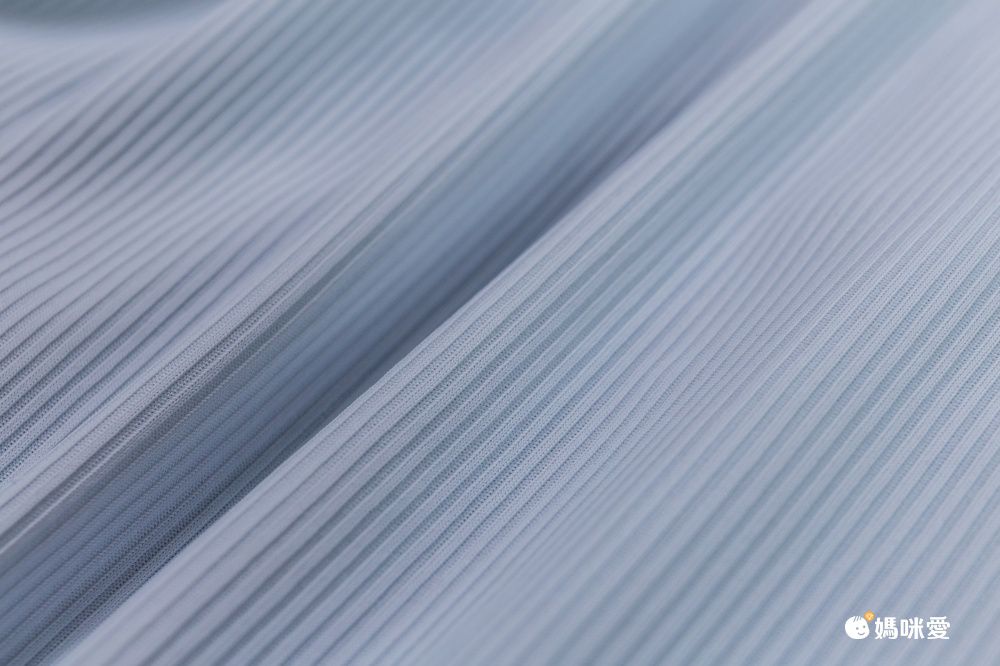 UPF50+冰絲涼感立體兒童防曬外套-兔子-粉色