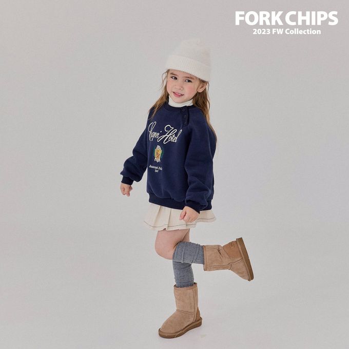 韓國 FORK CHIPS - (內磨毛)刺繡點綴圓領大學T-深藍