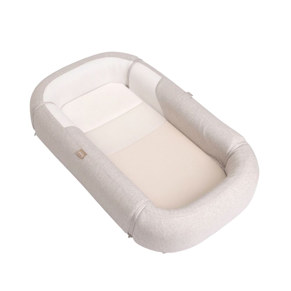 【Chicco】媽咪抱抱多功能嬰兒床中床-琥珀米