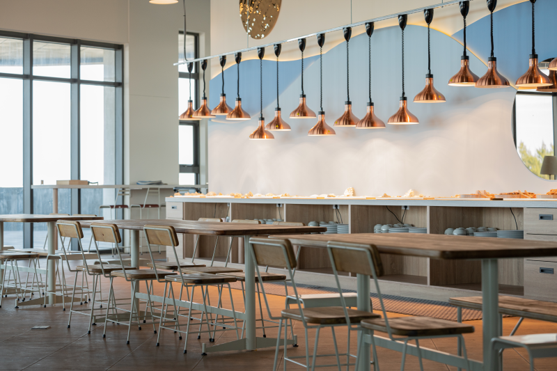 蟬說: 夕陽漫漫 Slowly Sunset Glamping - 平日入住-[豪華露營 5 米水滴帳]/四人房兩大床一泊二食再贈下午茶-12歲(含)以下孩童免費兩位可共食-優惠效期至 2024/01/31