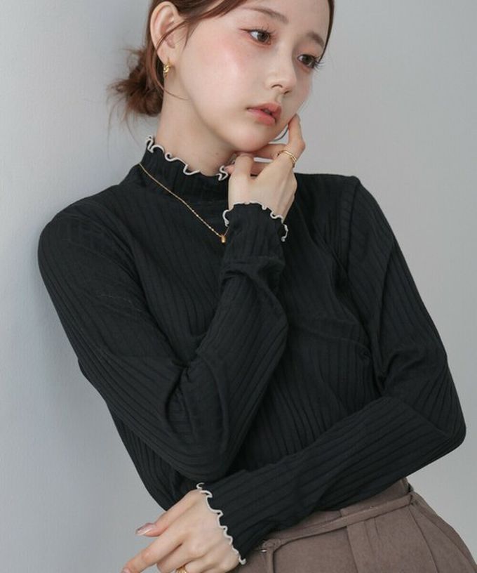 日本 Bab - 木耳滾邊典雅羅紋長袖上衣-高領-象牙 (M)