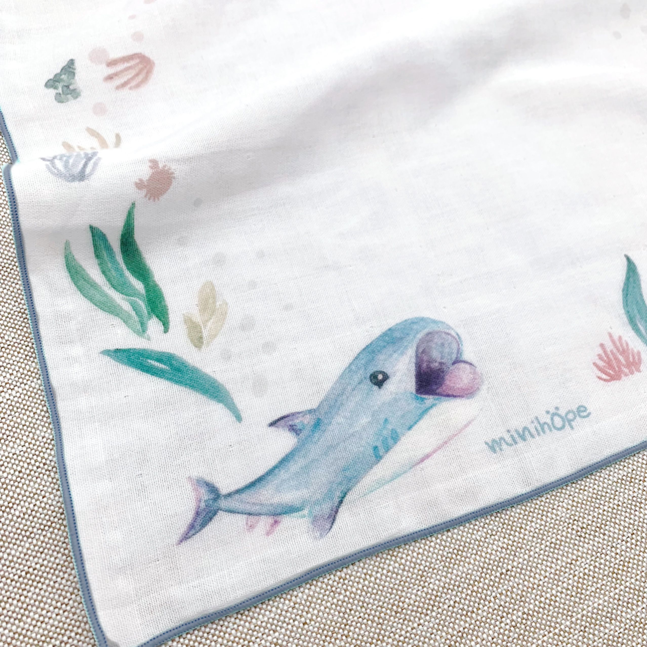 minihope美好的親子生活 - 有機棉雙層紗手帕28x28cm-巨口鯊 (藍)