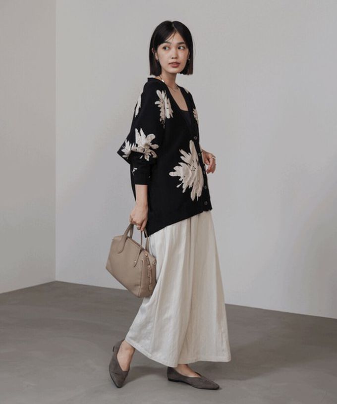 日本 Bab - 唯美花卉寬鬆感針織開襟外套-白