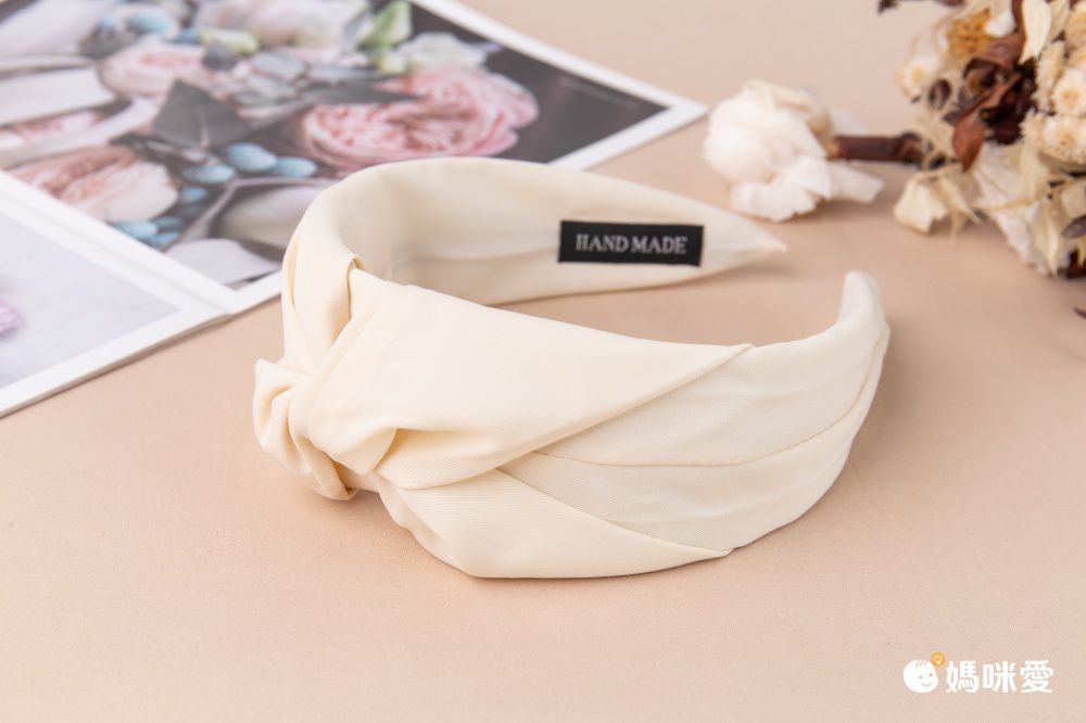 時髦復古布藝打結寬版髮箍-黑色