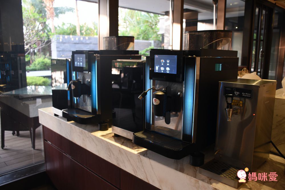 台南大員皇冠四人房2大1小$4299起 指定平日