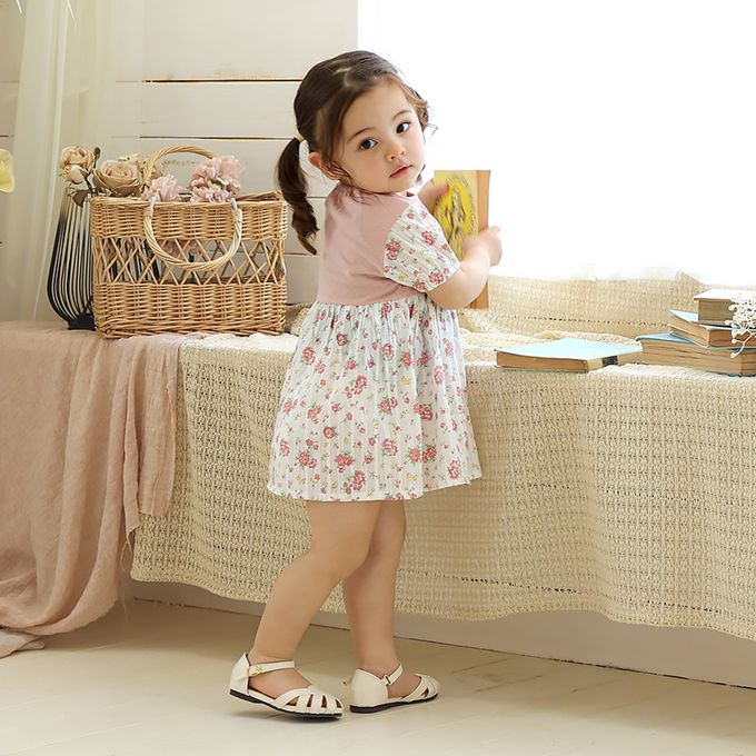 日本 ZOOLAND - 甜美花卉胸前蕾絲短袖洋裝-鵝黃