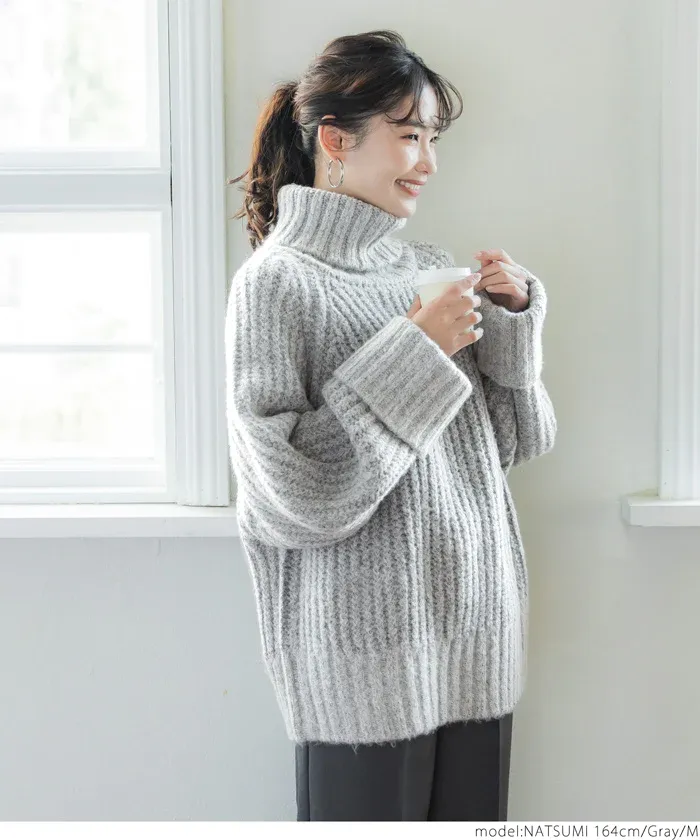 日本 COCA - 份量感高領寬鬆粗編織毛衣-淺灰