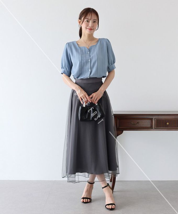 日本 BLUE EAST - 韓國製 心型領細緻泡泡短袖襯衫-白