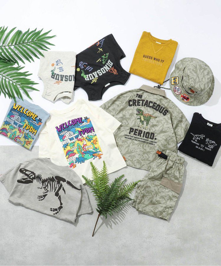 日本 BREEZE - 聯名款 恐龍刺繡短袖上衣-暴龍v.s三角龍-黑