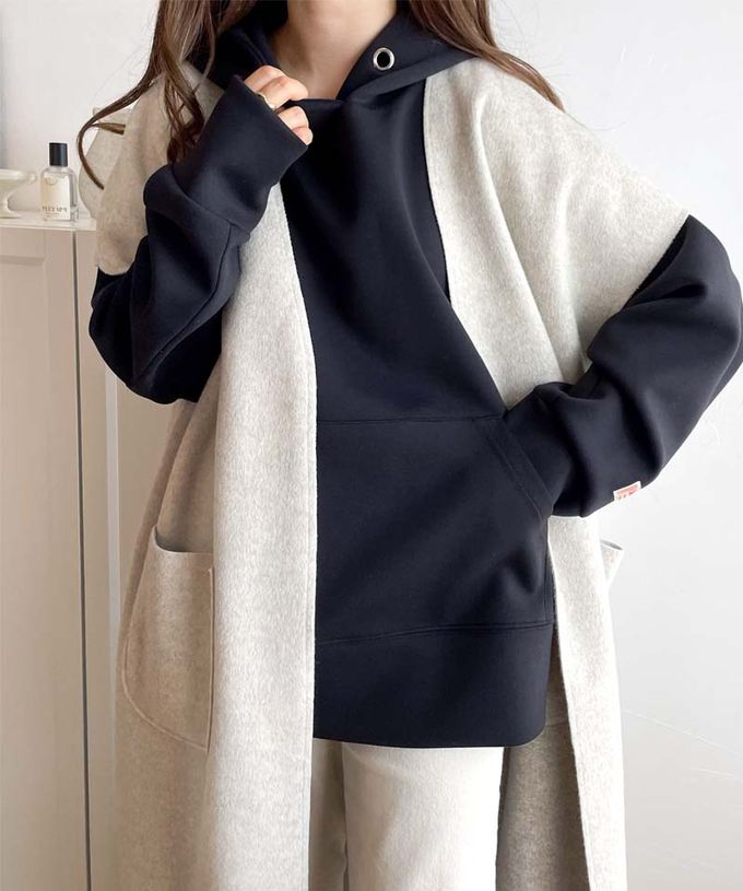 日本 Classical Elf - Java 舒適空氣棉長袖帽T-黑