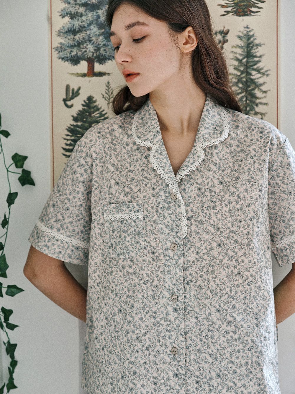 韓國 ULLALA - 滿版碎花短袖睡衣(兩件式) (FREE)