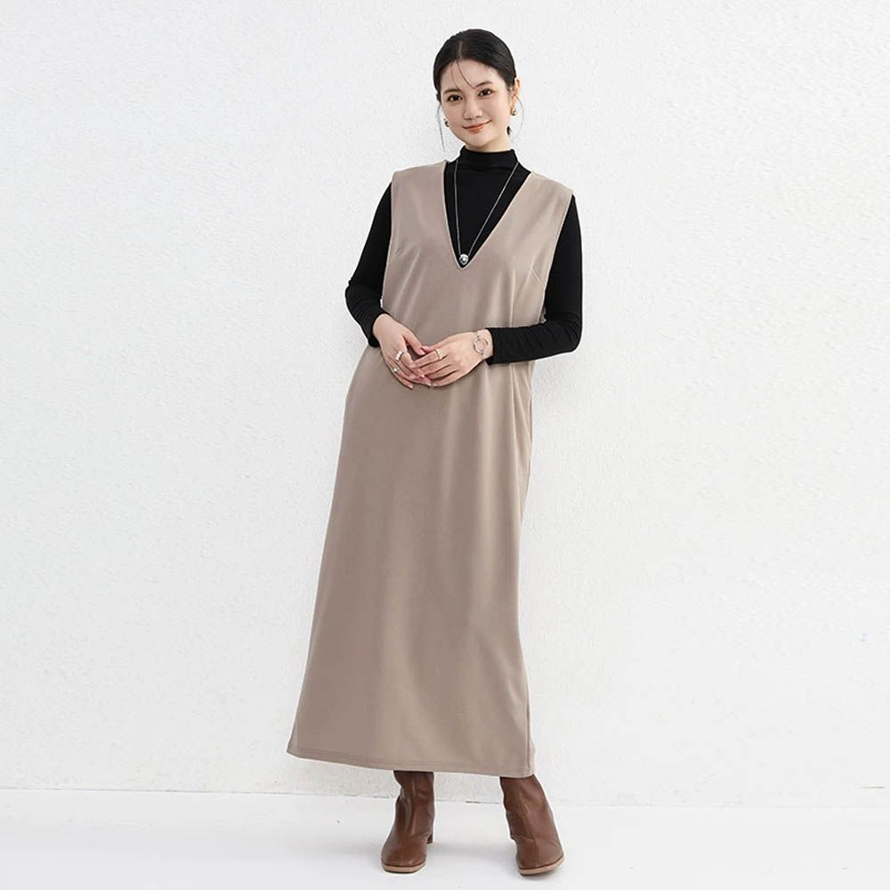 V領後開衩背心裙-淺咖色