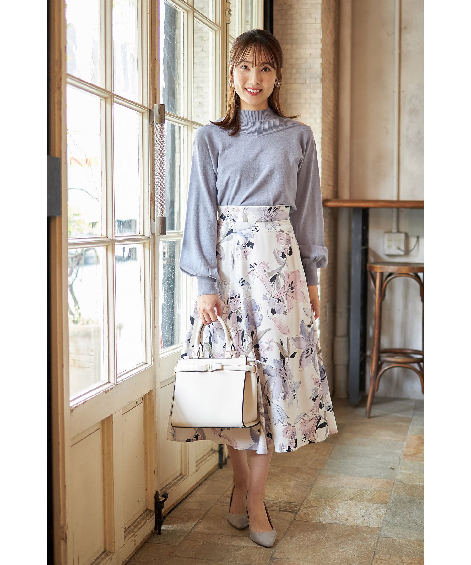 日本 tocco-closet - 美麗蝴蝶扭結針織上衣-淺杏粉