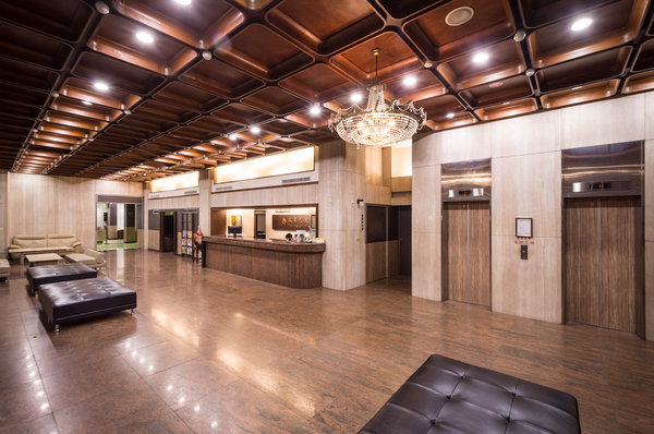 雙星大飯店 ★ 步行3分鐘就到台中火車站