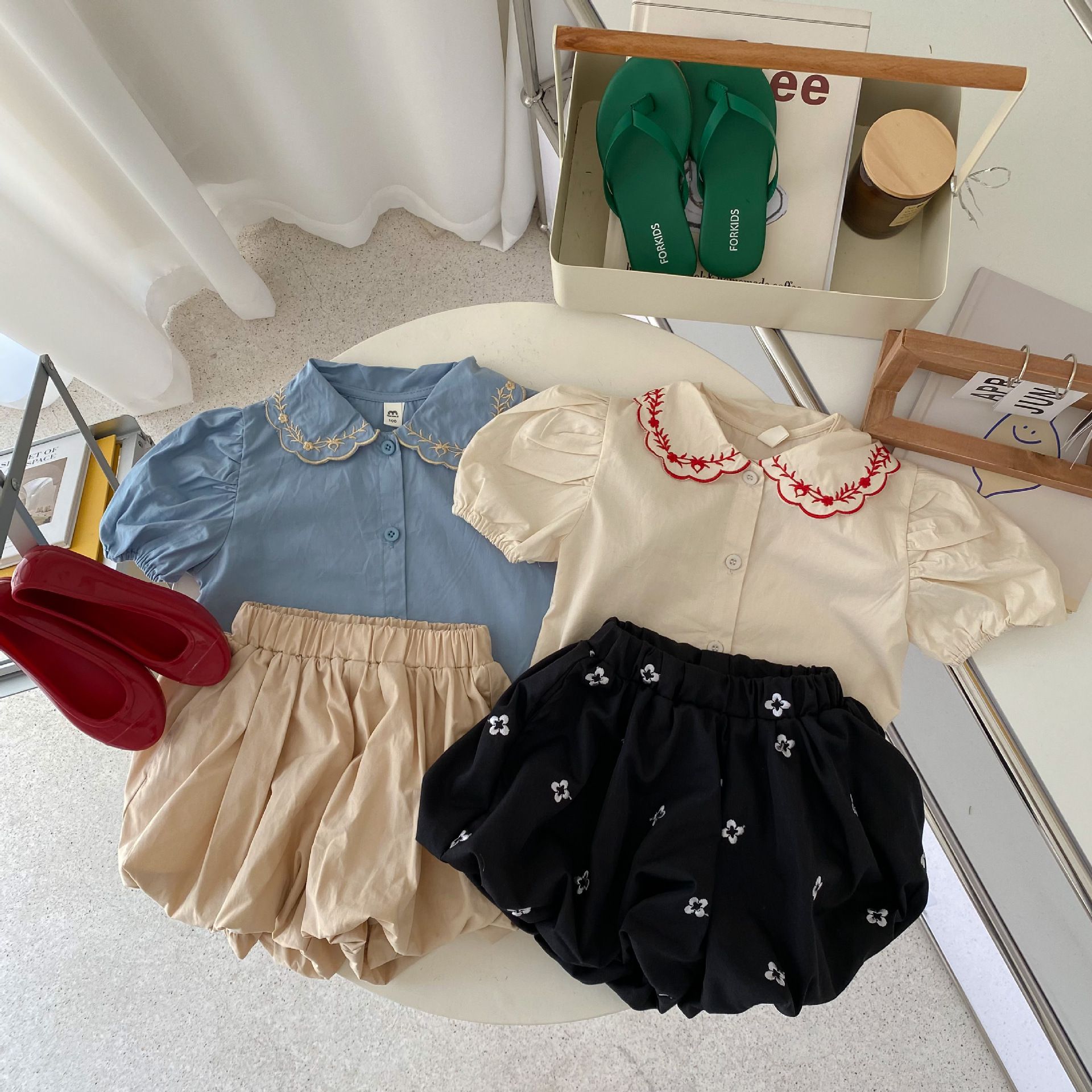 腰鬆緊花苞燈籠短褲-奶咖啡色