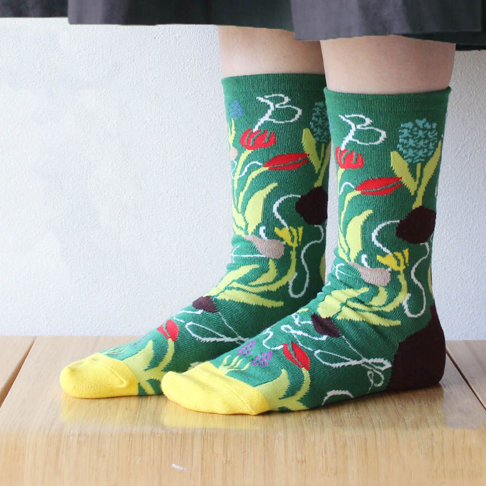 日本製 唯美花卉風長襪-球根植物-草綠 (23-25cm)