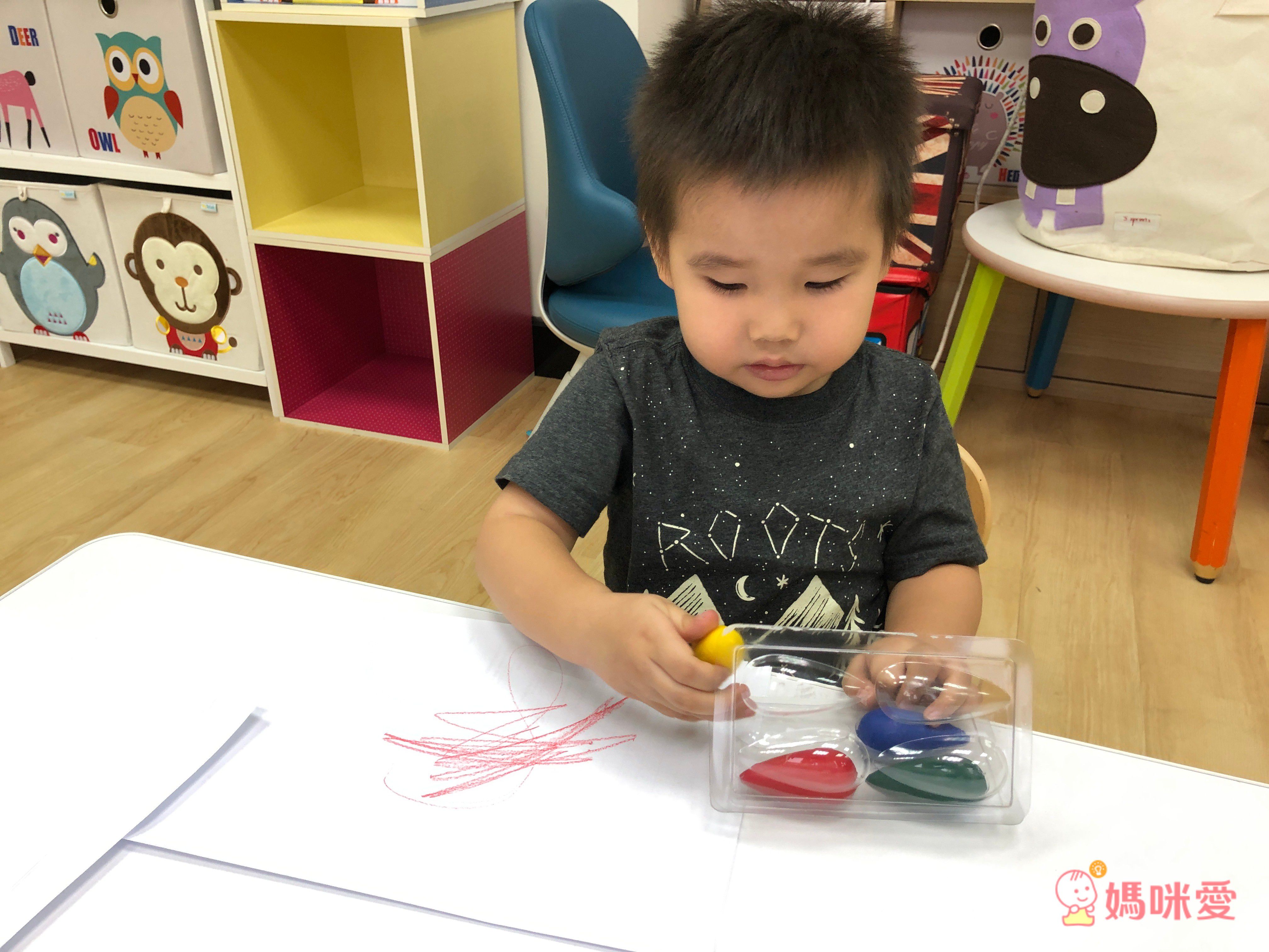 輝柏 FABER-CASTELL - 水滴可擦拭學齡蠟筆-4色