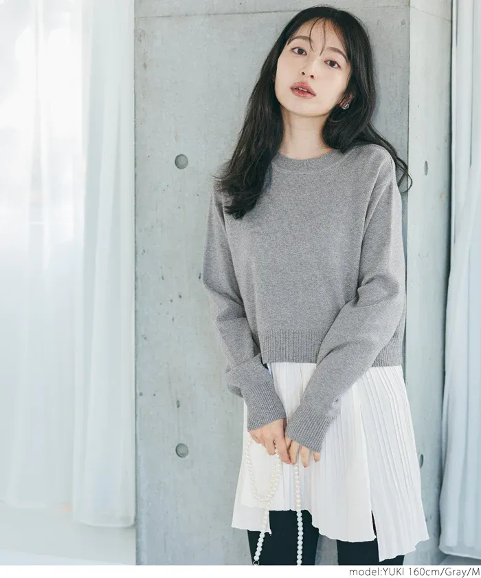 日本 COCA - 細摺拼接圓領針織長袖上衣-黑