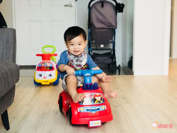 美國Fisher-Price 費雪 - 費雪牌little people 消防車騎乘玩具