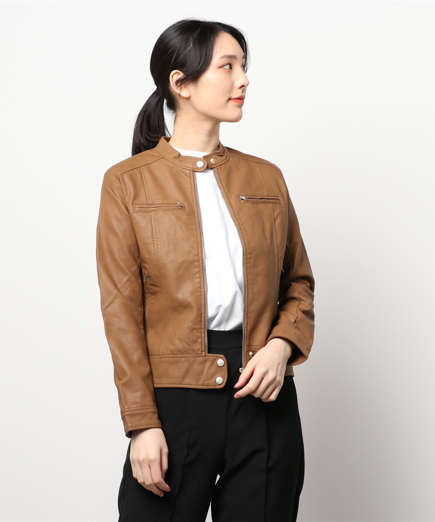 日本 Riche Glamour - 帥氣仿皮皮衣-上下釦-焦糖