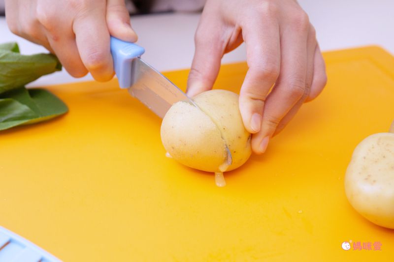 日本 SKATER 代購 - 兒童安全刀具-哆拉A夢-水藍 (刀刃長9cm)