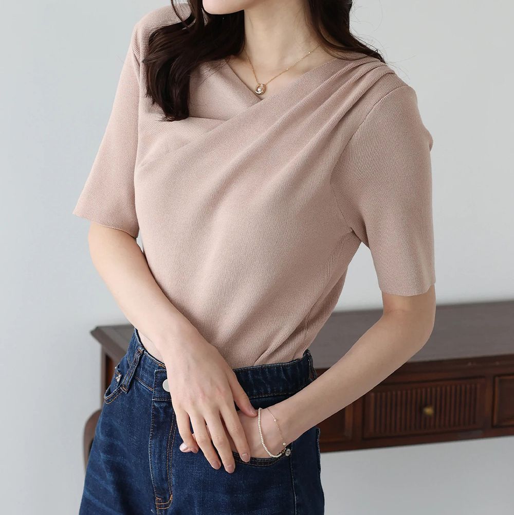 高雅美型垂墜V領針織短袖上衣-粉紅