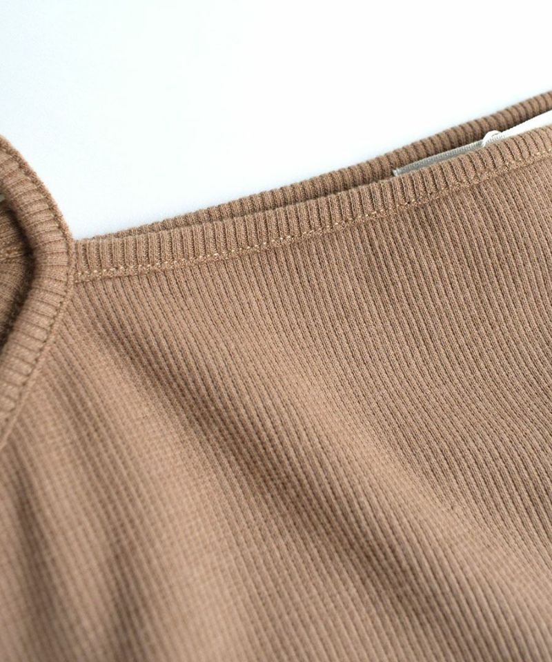 日本 zootie - 優雅後開衩罩衫x吊帶裙2件組-白x黑