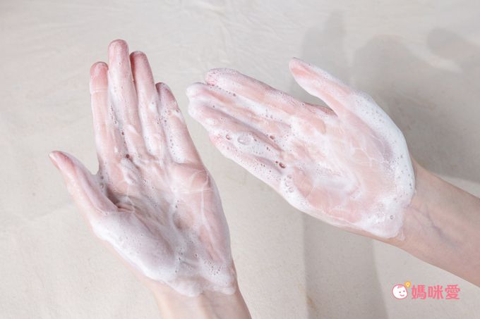 泰國 Beauty Buffet - 北海道純淨牛奶保濕洗面乳-100ml