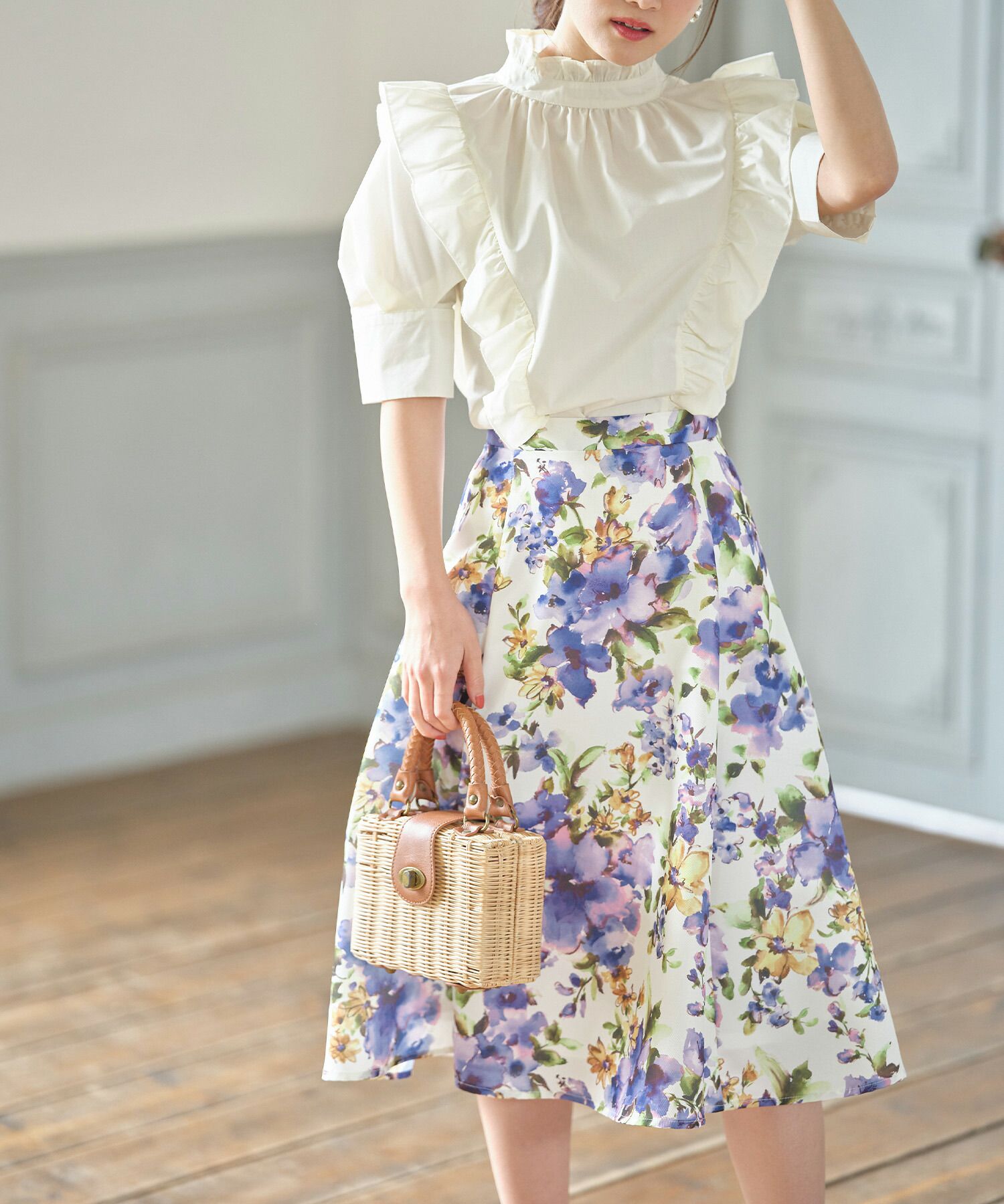 日本 tocco-closet - 水彩花朵華麗感修身傘裙-藍色系