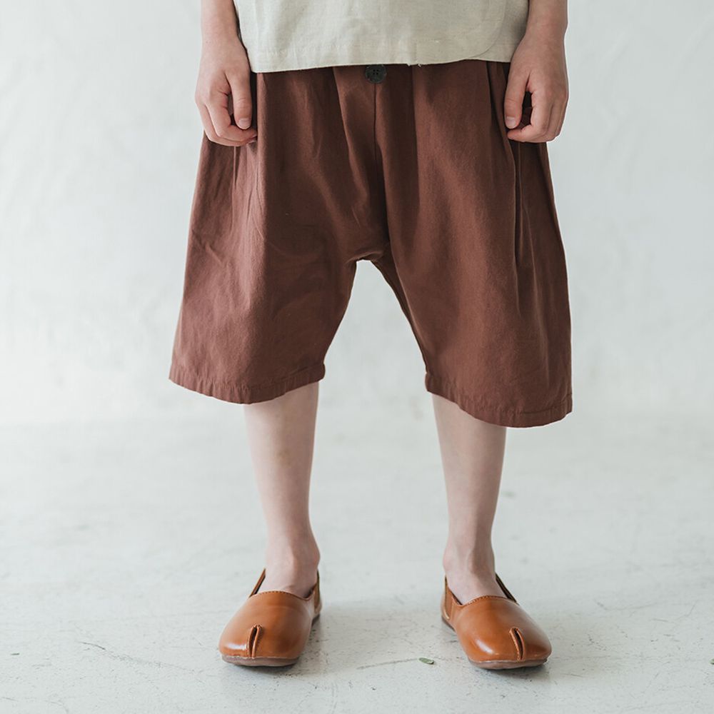 日本 riziere - 棉麻舒適排釦寬版五分褲-咖啡