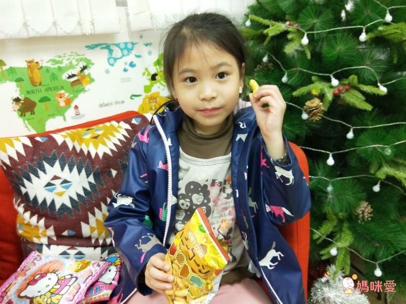 全新Hello Kitty聖誕驚喜包 x 日本兒童肝油乳酸菌軟糖 ❤