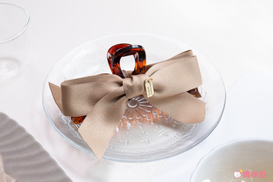 優雅大蝴蝶結抓夾-經典全黑