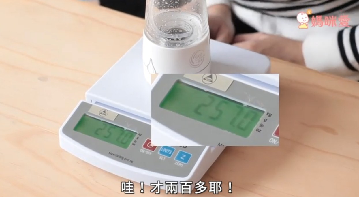 EasyClean 一級淨 - 90秒次氯酸抗菌液製造機-贈專用鹽包50入*1/盒+隨身噴霧瓶100ml空瓶*1方案-ES-250製造機*1+荷蘭連續噴瓶-350ml*1