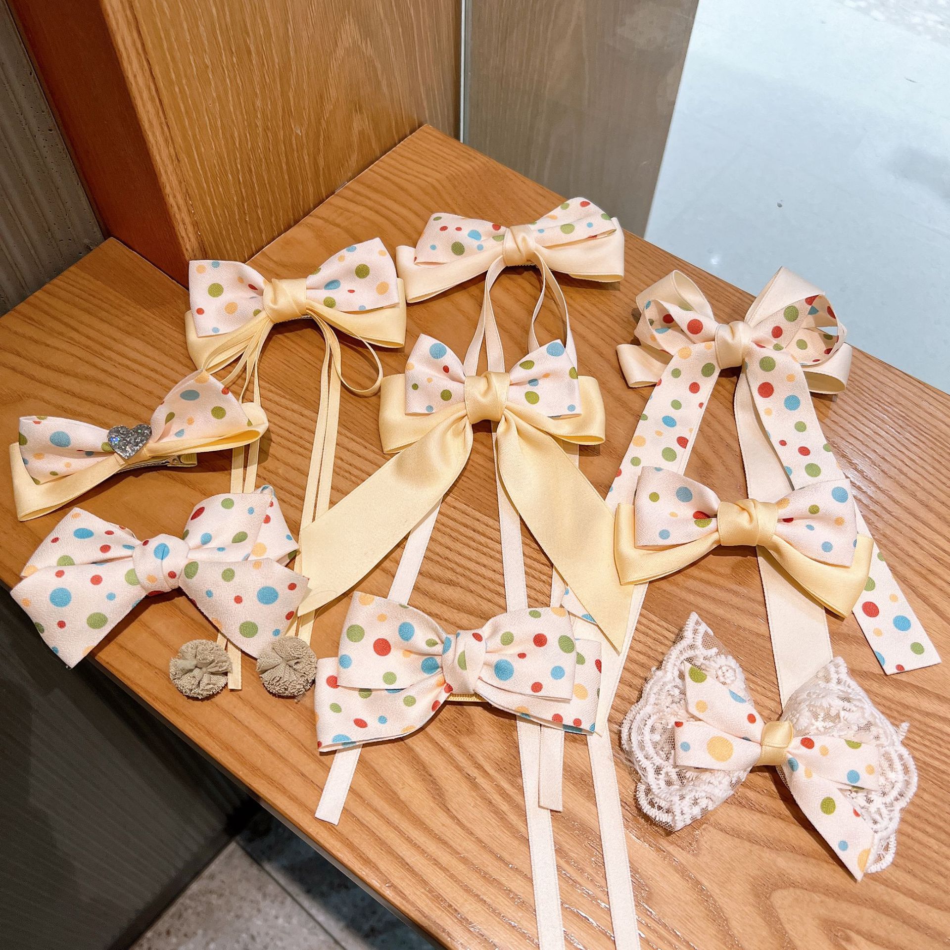 小清新布藝蝴蝶結圓點髮夾-拼色款-米白+黃