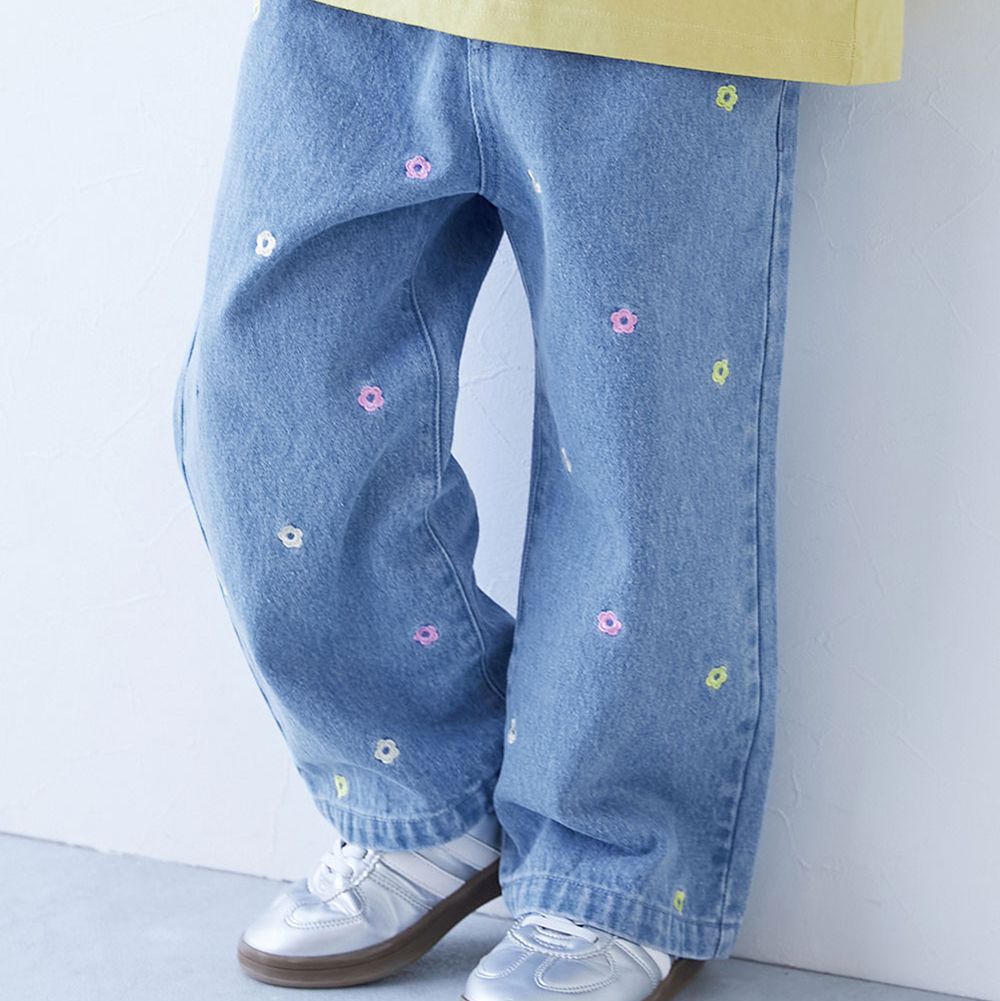 甜美亮麗刺繡刷色丹寧寬褲-彩色小花-淺藍