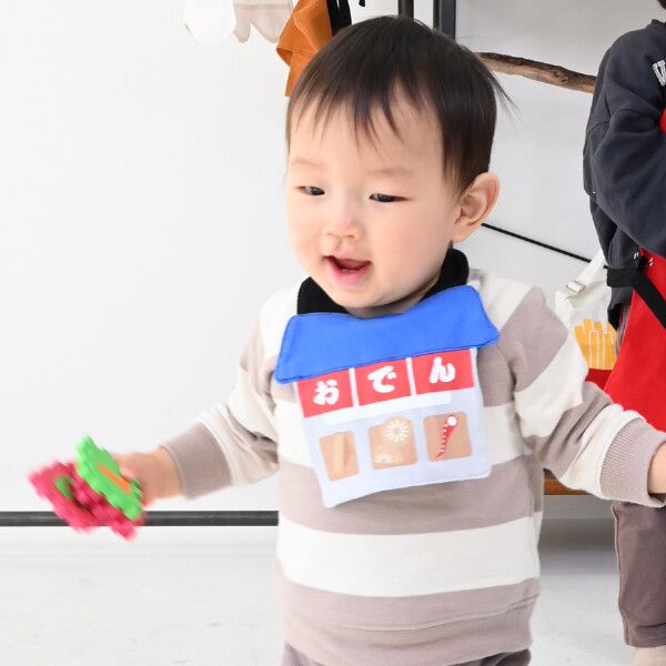 日本 Baby Room - 純棉立體翻翻樂造型圍兜-消防車 (F)