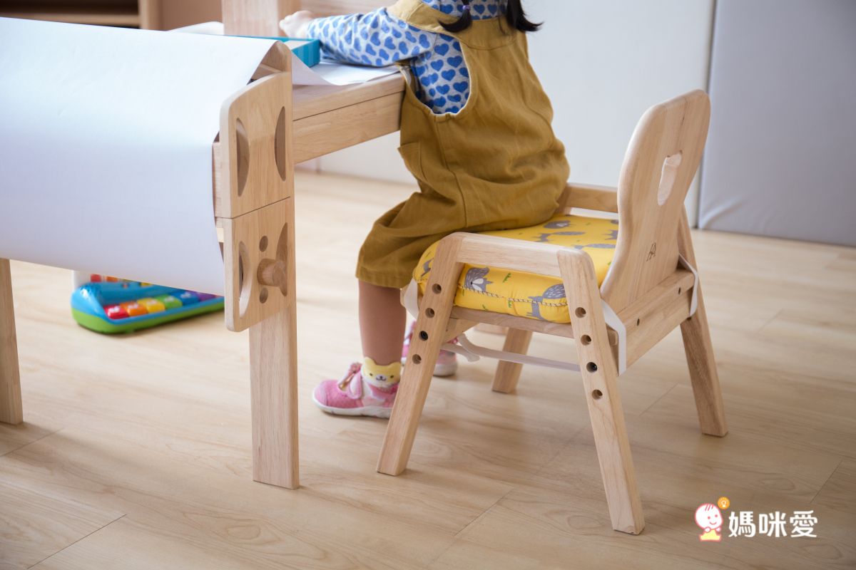 環安傢俱 - 【一般款】幼兒成長桌椅組/一桌一成長椅-一般桌+加大款小熊椅