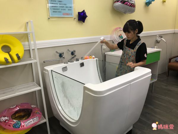 【Baby Salon 樂游館】一對一嬰兒游泳、寶寶按摩 SPA