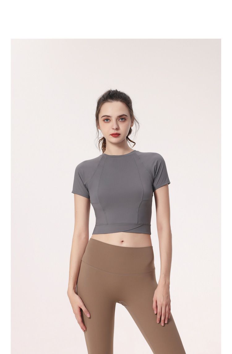 短版緊身速乾短袖運動上衣-黑色