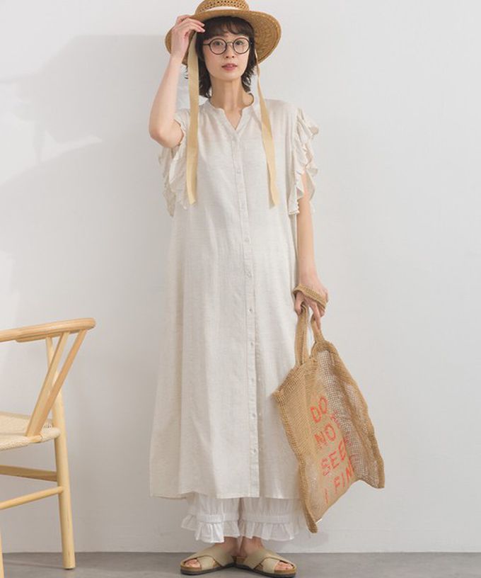 日本 Lupilien - 嫘縈混紡開襟柔軟荷葉短袖洋裝-黑白花草