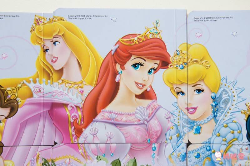 迪士尼英文新書來囉♥♥♥ 冰雪奇緣/海底總動員透過卡通人物加深孩子共讀的印象♬