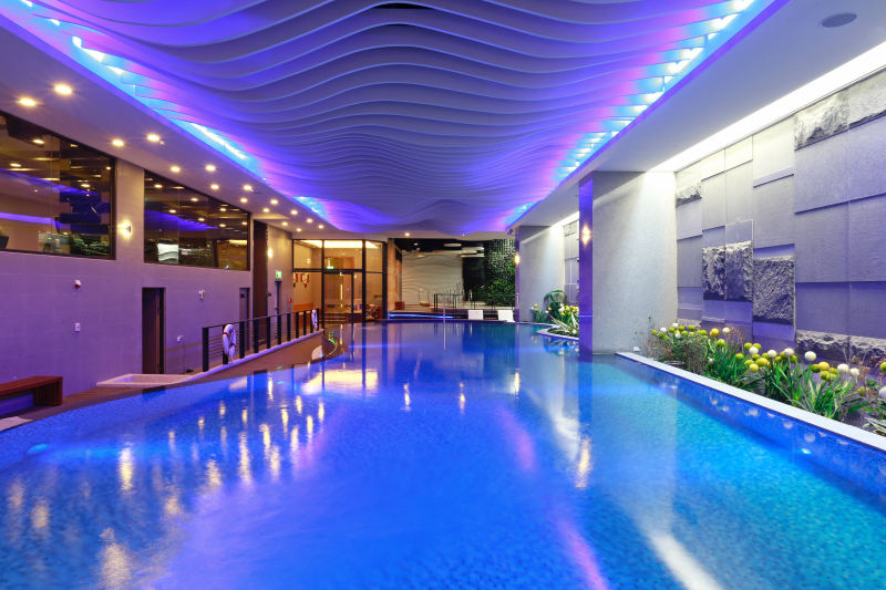 一泊一食↘３折再送四方牧場券 ꕥ 苗栗馥藝金鬱金香酒店