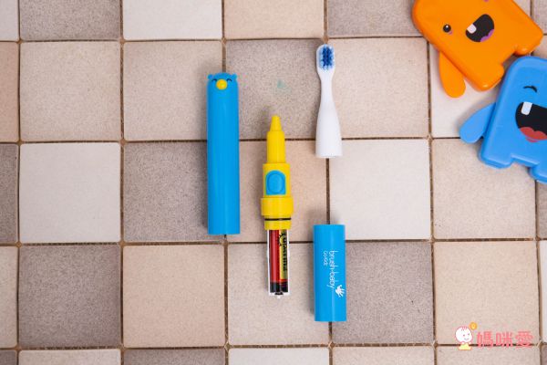  英國brush-baby 攜帶式聲波電動牙刷