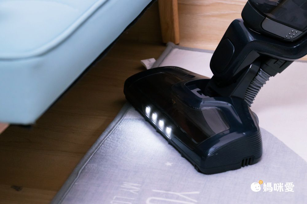 Electrolux 伊萊克斯 - 完美管家二合一無線HEPA吸塵器-ZB3302AK-星河藍-附零糾結迷你床墊吸頭、沙發布質吸頭、彈性軟管、扁平長狹縫吸頭、二合一吸頭（細縫吸頭、毛刷吸頭）