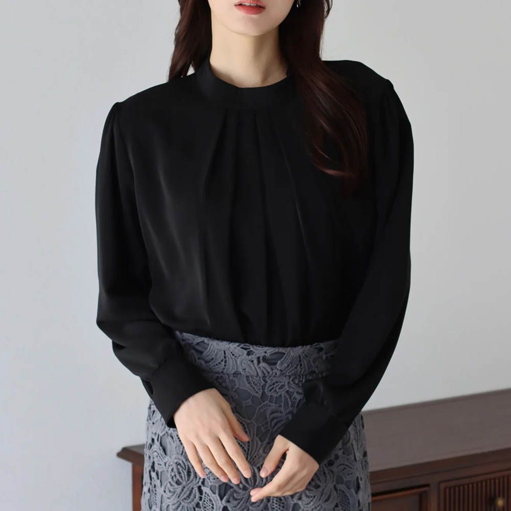 優雅摺線都會感小立領長袖上衣-黑