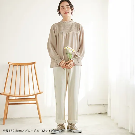 日本 BELLUNA - 日系花邊領口抓皺長袖上衣-灰杏