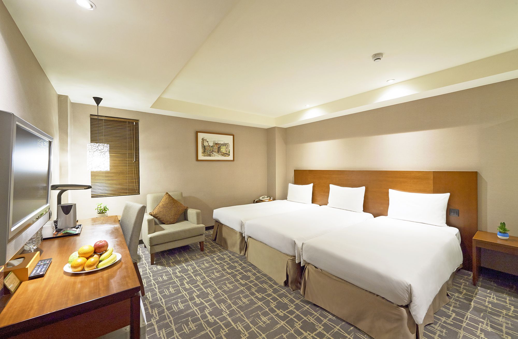 Orange Hotel 福泰桔子商旅西門店、開封店 ❤ 大台北最精華地段