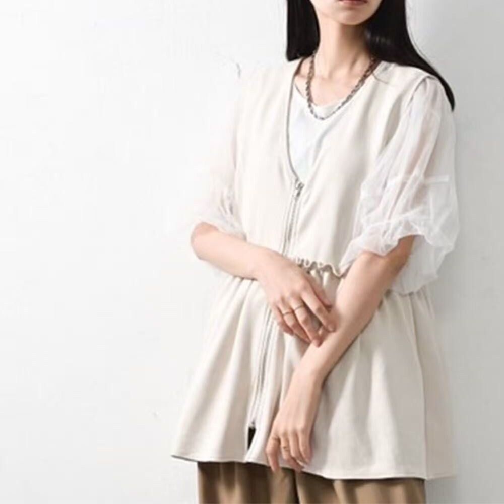 麂皮V領層次感傘擺拉鏈背心-象牙白