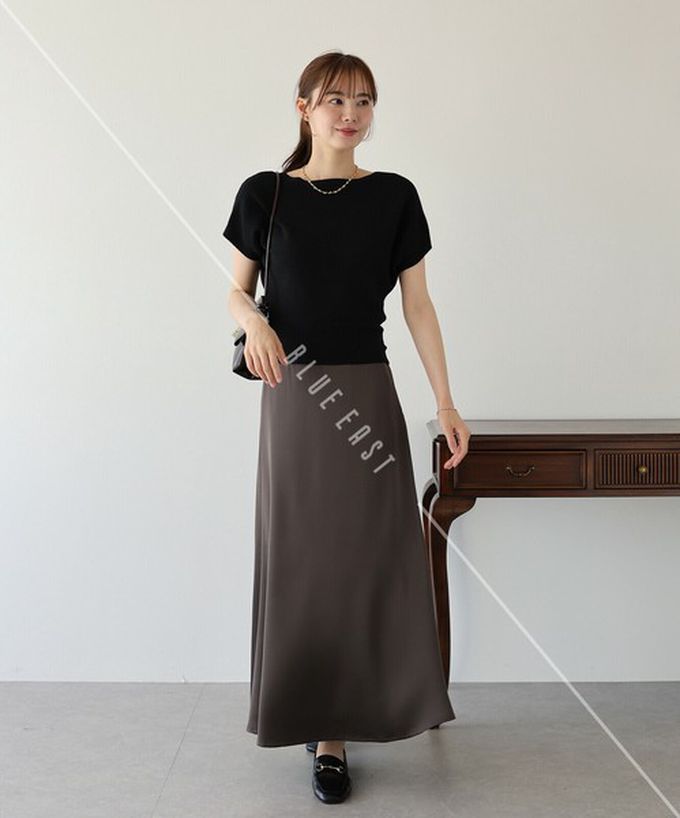 日本 BLUE EAST - 美型修身柔軟羅紋蝙蝠袖上衣-黑