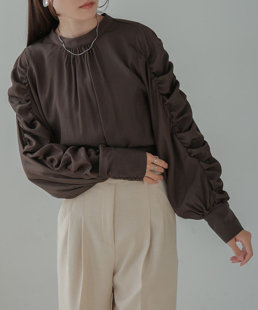 日本 Bab - 嫘縈柔滑抓皺薄長袖上衣-米杏